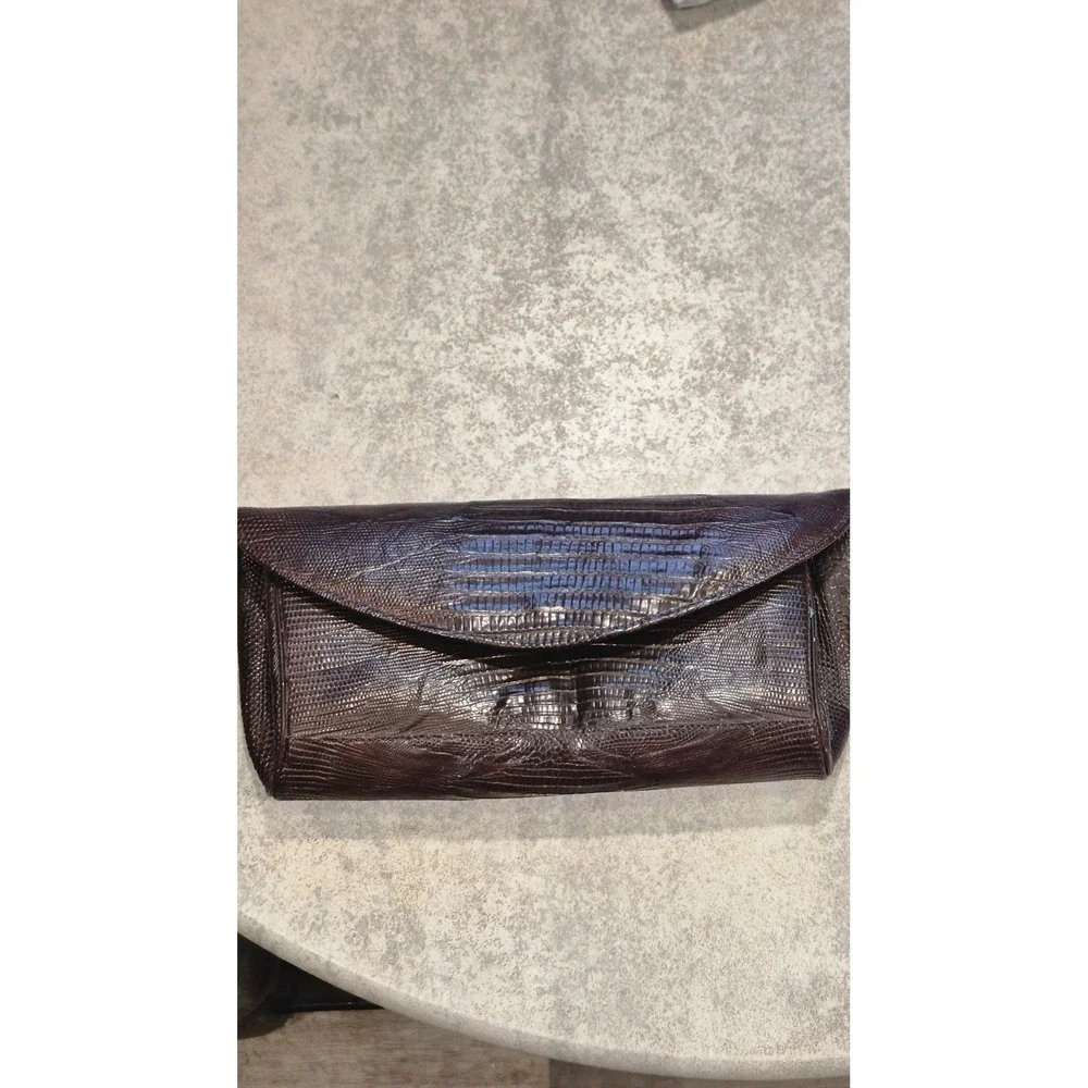 THE SPEAKEASY SIREN Vintage Mid-Century Oxblood Reptile-Texture Envelope Clutch